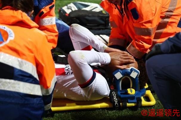 法甲-门德斯破门杜埃伤退 巴黎1-1洛里昂先赛领跑